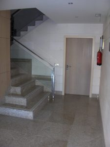 Solado Granito Y Chapado Caliza Blanca